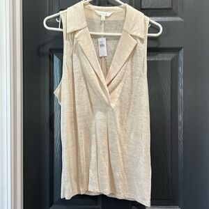 Banana Republic collared sleeveless shirt